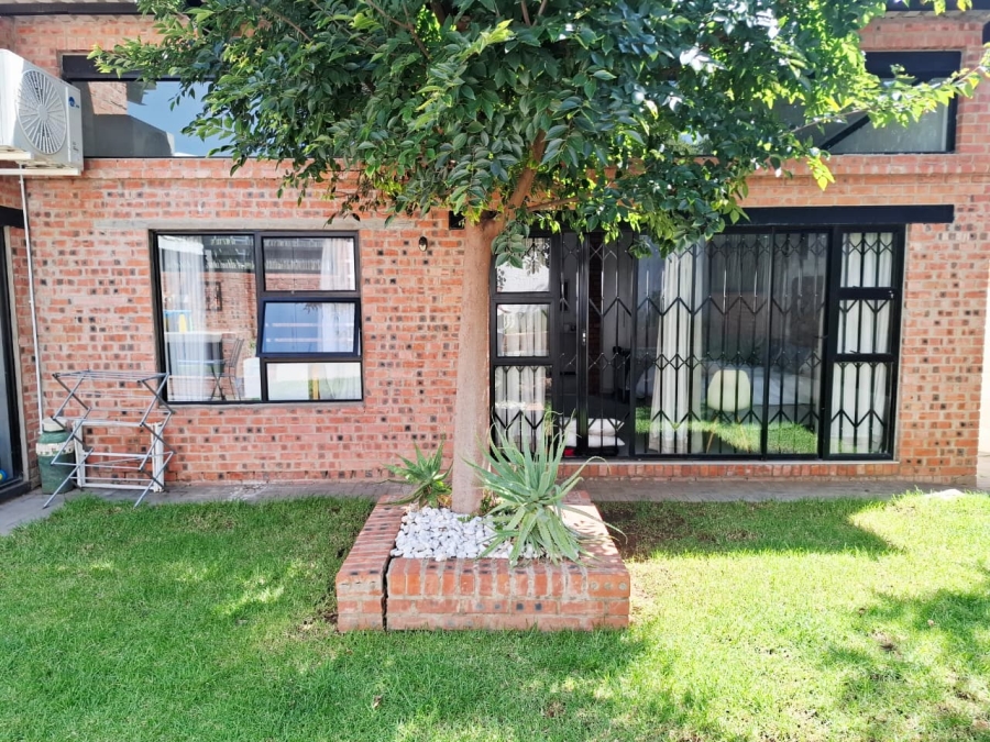 To Let 3 Bedroom Property for Rent in Bayswater Free State